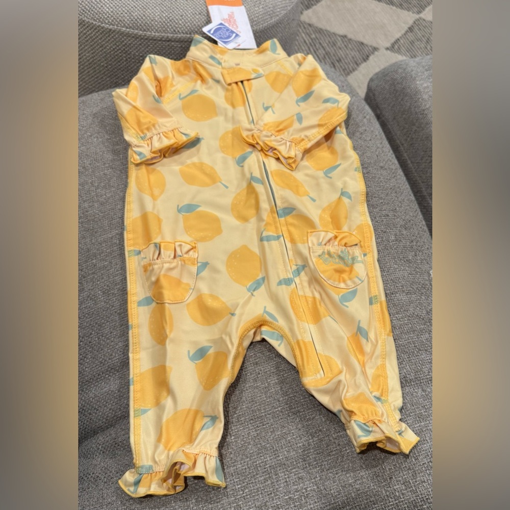 UV Skinz Sun & Swimsuit Color: Lemonade Stand 3-6 Months New Zip Up Easy On/Off - Picture 5 of 5